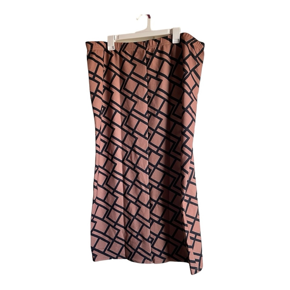 Boutique Women’s Size 4X (20) Geometric Print Skirt - Picture 4 of 13